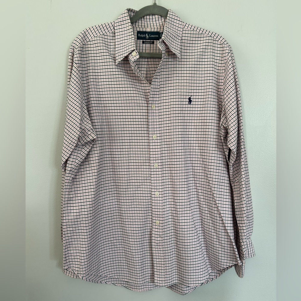 ❌SOLD❌ Ralph Lauren Classic Fit Button-Down - Picture 2 of 5